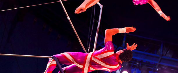 trapèze volant, flying cortes, porteur, voltigeur, etats-unis